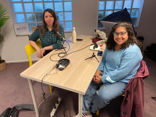Photo de Lydie et moi lors de l'enregistrement de l'épisode.